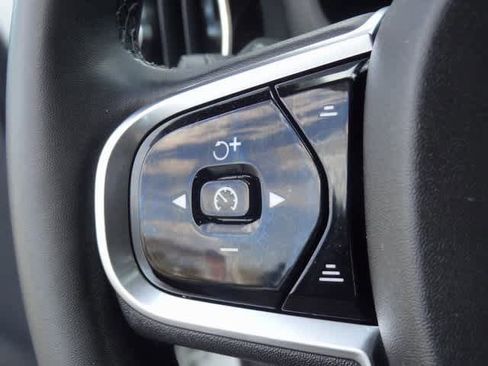 Used 2024 Volvo S60 B5 Plus image 18