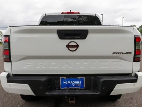 Used 2023 Nissan Frontier PRO-4X w/ Technology Package AWD/4WD image 7