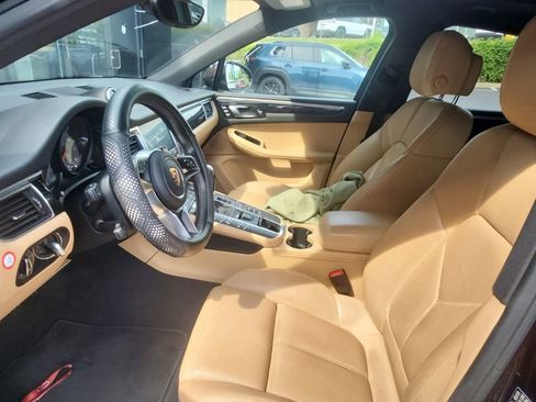 Used 2018 Porsche Macan S AWD/4WD image 6