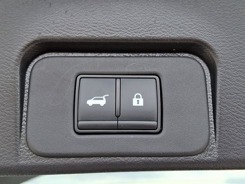Used 2023 Nissan Rogue SL w/ SL Premium Package AWD/4WD image 30