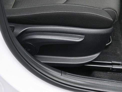 Used 2023 Kia Forte LXS image 39