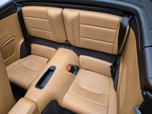 Used 2019 Porsche 911 Carrera RWD image 18