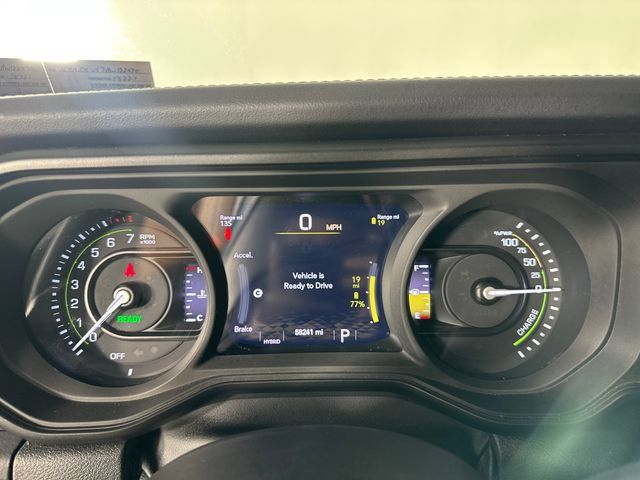 Used 2024 Jeep Wrangler High Altitude AWD/4WD image 8