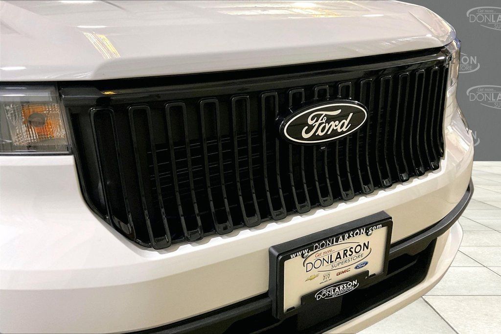 Used 2025 Ford Maverick Lobo AWD/4WD image 14