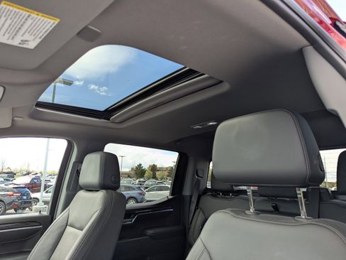 Used 2024 Chevrolet Silverado 1500 LTZ image 31