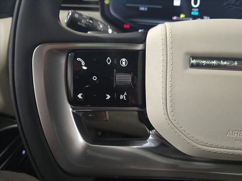 New 2026 Land Rover Range Rover SE image 18