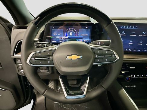 New 2026 Chevrolet Suburban High Country image 12