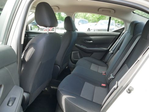 Certified 2023 Nissan Sentra SV FWD image 34
