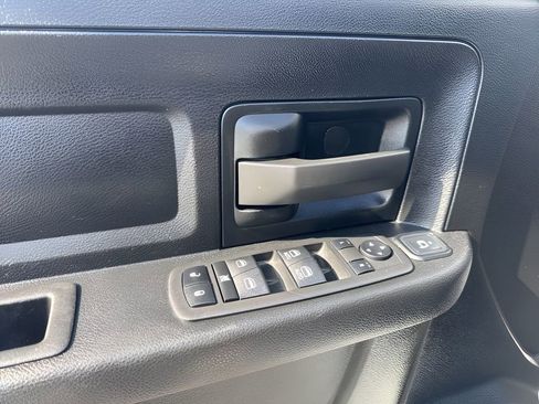 Used 2023 RAM 2500 Tradesman w/ Chrome Appearance Group image 24