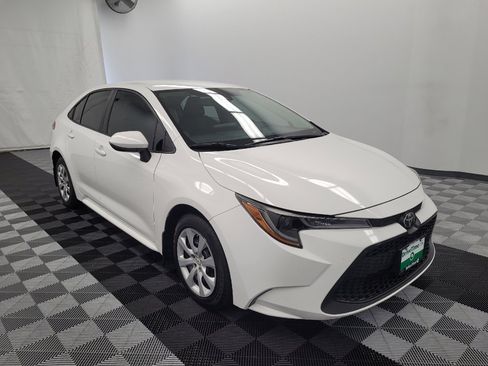 Used 2022 Toyota Corolla LE FWD image 13