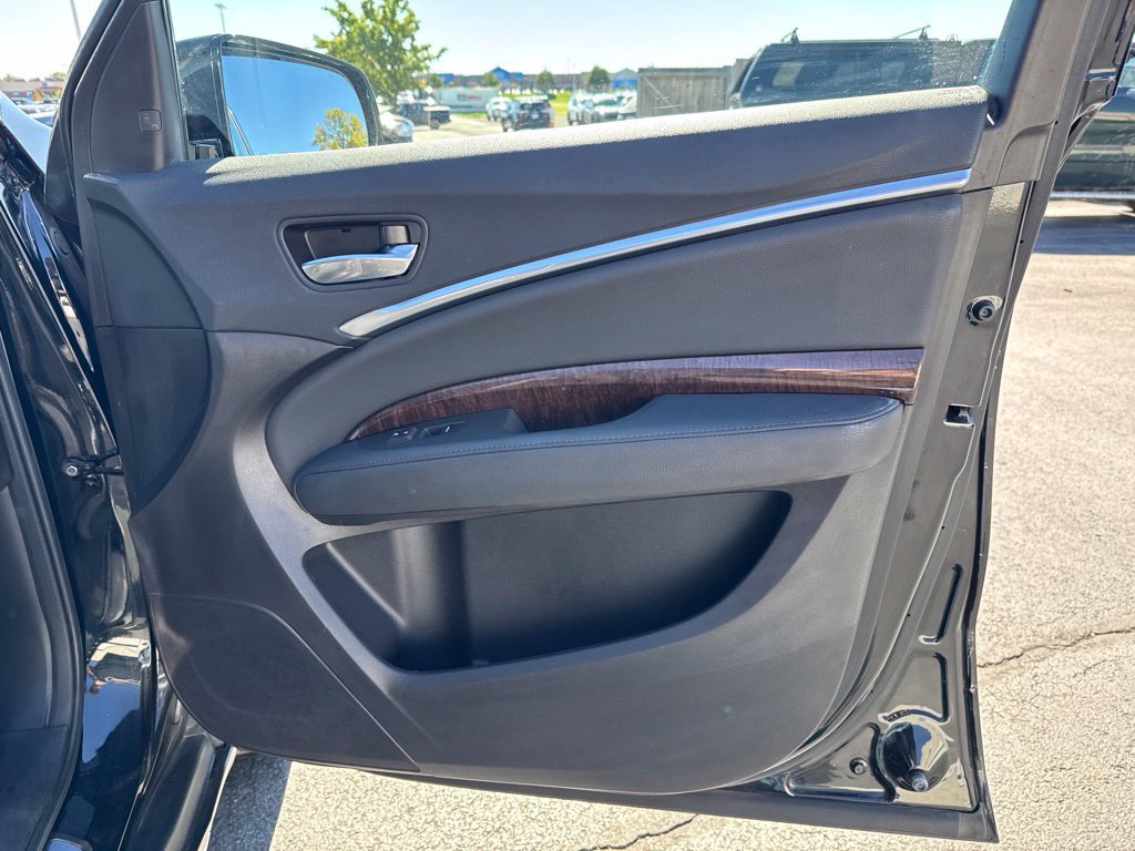 Certified 2018 Acura MDX w/ Technology Package FWD image 41