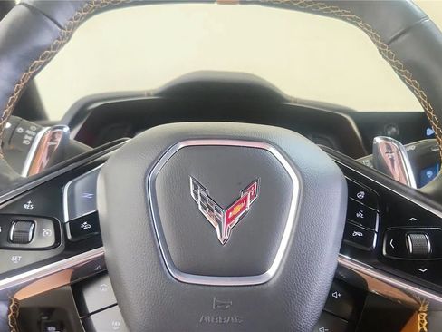 Used 2024 Chevrolet Corvette Stingray Preferred Cpe w/ 2LT RWD image 19