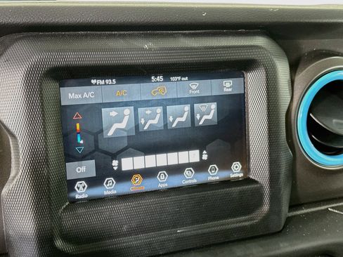 Used 2023 Jeep Wrangler Sport AWD/4WD image 23