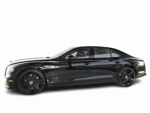 Used 2026 Bentley Flying Spur Plug-In Hybrid AWD/4WD image 11