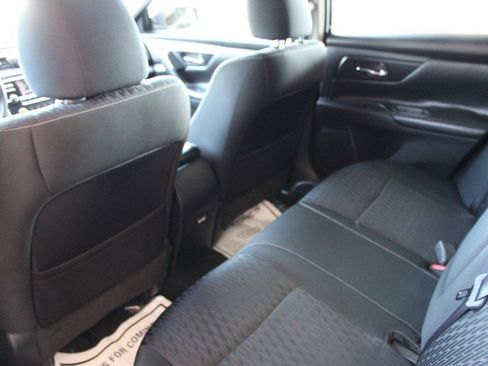 Used 2017 Nissan Altima 2.5 S w/ Power Driver Seat Package FWD image 14