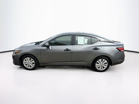 Used 2024 Nissan Sentra S FWD image 4