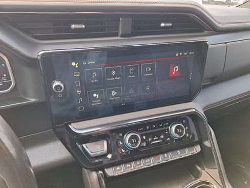 Used 2023 GMC Sierra 1500 AT4 w/ AT4 Preferred Package image 16