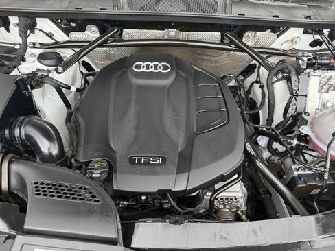Used 2019 Audi Q5 2.0T Premium Plus AWD/4WD image 22