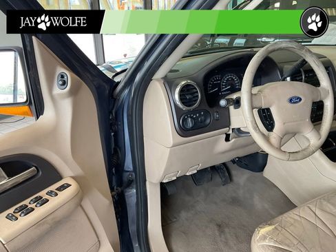 Used 2003 Ford Expedition Eddie Bauer RWD image 9