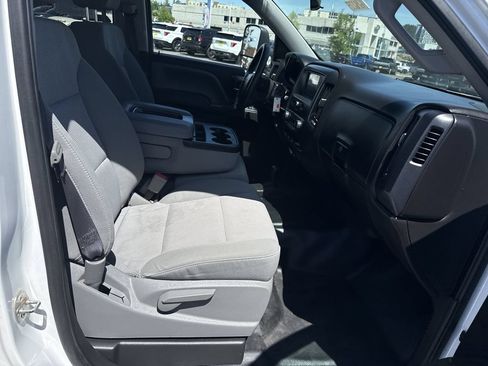 Used 2017 Chevrolet Silverado 1500 W/T w/ WT Convenience Package AWD/4WD image 12