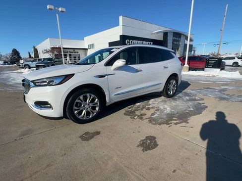 Used 2020 Buick Enclave Avenir w/ Avenir Technology Package image 4