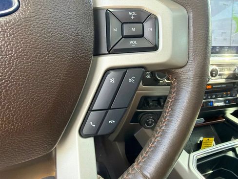 Used 2022 Ford F250 King Ranch w/ King Ranch Ultimate Package AWD/4WD image 25