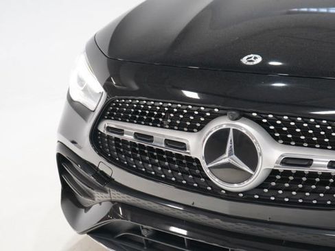 Used 2022 Mercedes-Benz GLA 250 4MATIC image 9