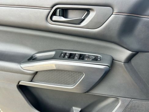 Certified 2023 Nissan Pathfinder Rock Creek image 9