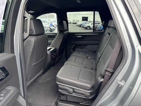 Used 2026 Chevrolet Tahoe Z71 AWD/4WD image 32