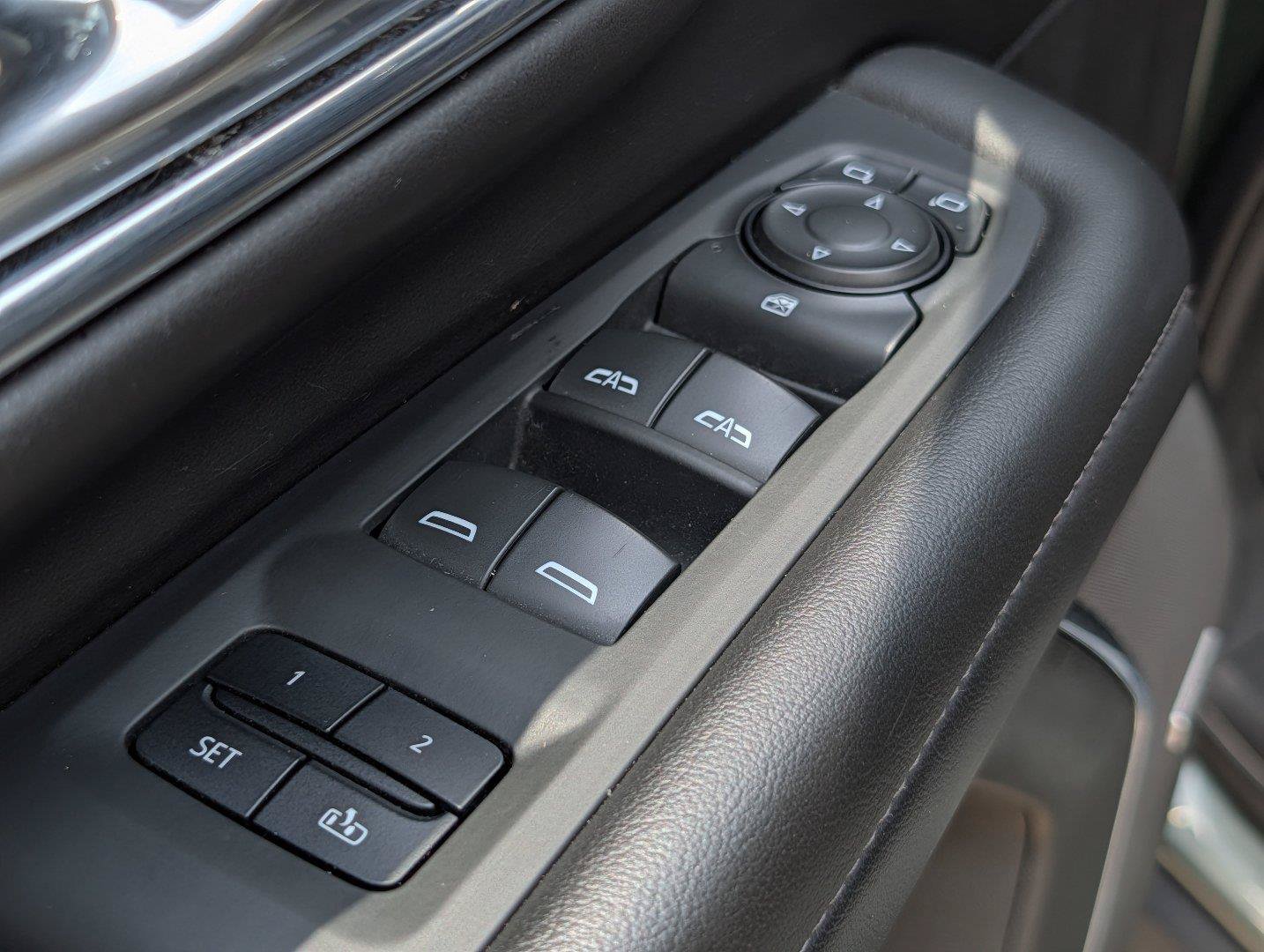 Used 2023 Chevrolet Tahoe LT RWD image 15