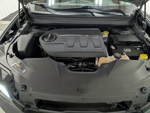 Used 2022 Jeep Cherokee Trailhawk w/ Comfort/Convenience Group AWD/4WD image 29