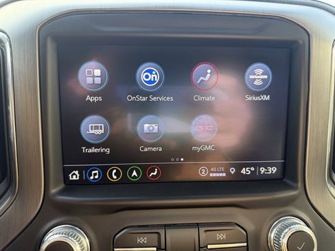 Used 2023 GMC Sierra 2500 Denali w/ Denali Ultimate Package image 13