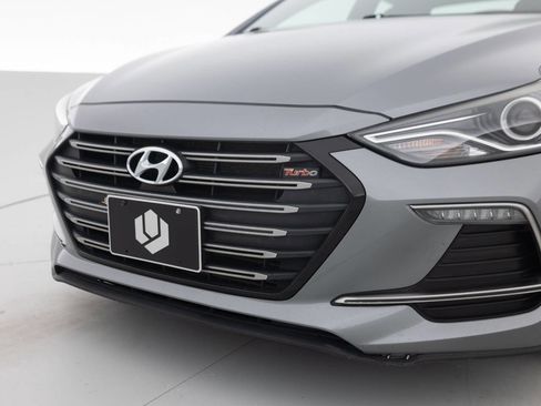 Used 2018 Hyundai Elantra Sport w/ Sport Premium Package 03 FWD image 16