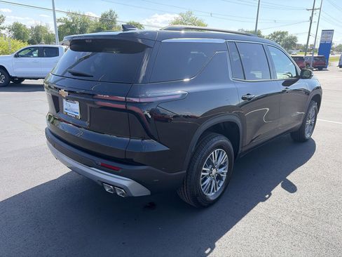 New 2026 Chevrolet Traverse LT w/ Driver Confidence Package FWD image 3
