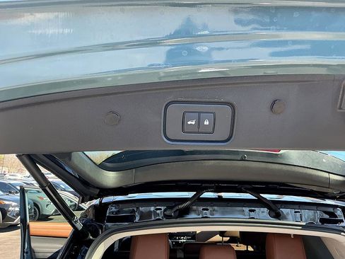 New 2026 Nissan Pathfinder Platinum image 28