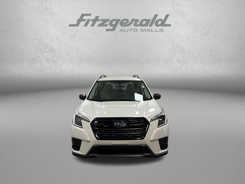 Used 2023 Subaru Forester AWD/4WD image 9