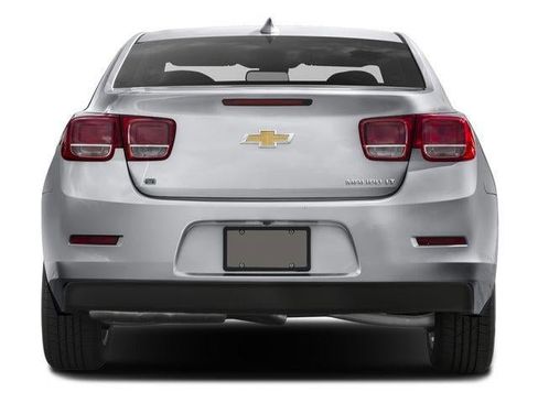 Used 2016 Chevrolet Malibu LT w/ Power Convenience Package FWD image 5