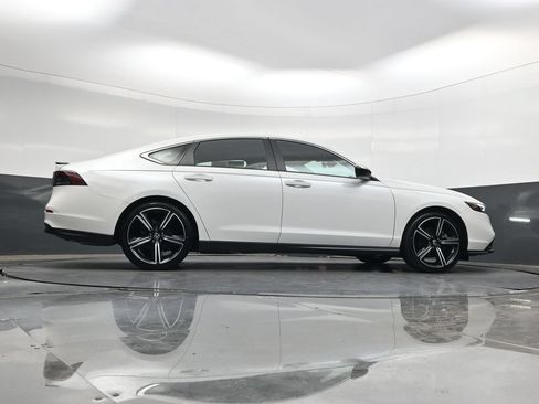 Used 2023 Honda Accord Sport image 47