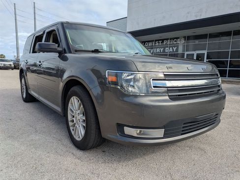 Used 2019 Ford Flex SEL w/ Equipment Group 202A image 3