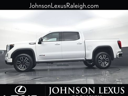 Used 2023 GMC Sierra 1500 AT4 w/ AT4 Premium Package AWD/4WD image 24