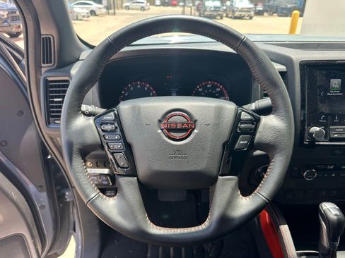 Used 2024 Nissan Frontier PRO-4X w/ Off-Road Protection Package AWD/4WD image 12
