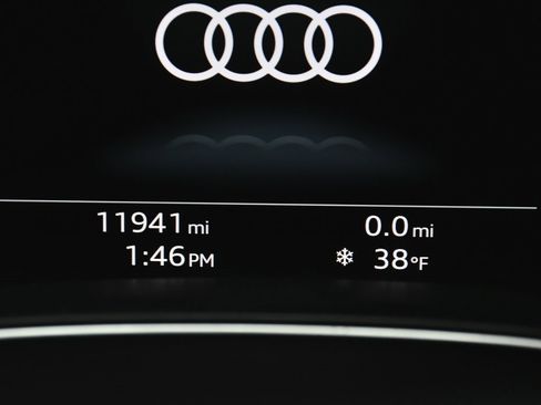 Used 2025 Audi SQ7 Premium Plus image 27