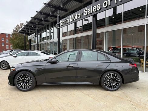 New 2026 Mercedes-Benz E 53 AMG e 4MATIC Sedan image 7