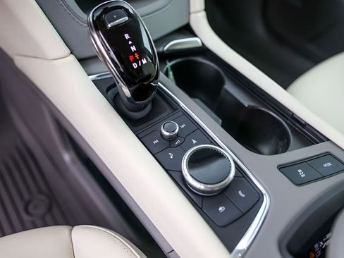 Certified 2023 Cadillac XT5 Premium Luxury w/ Technology Package FWD image 20