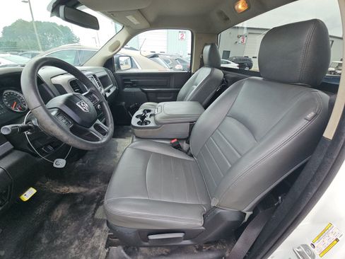 Used 2019 RAM 1500 Tradesman RWD image 10