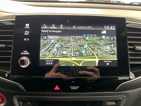 Used 2024 Honda Passport TrailSport image 25