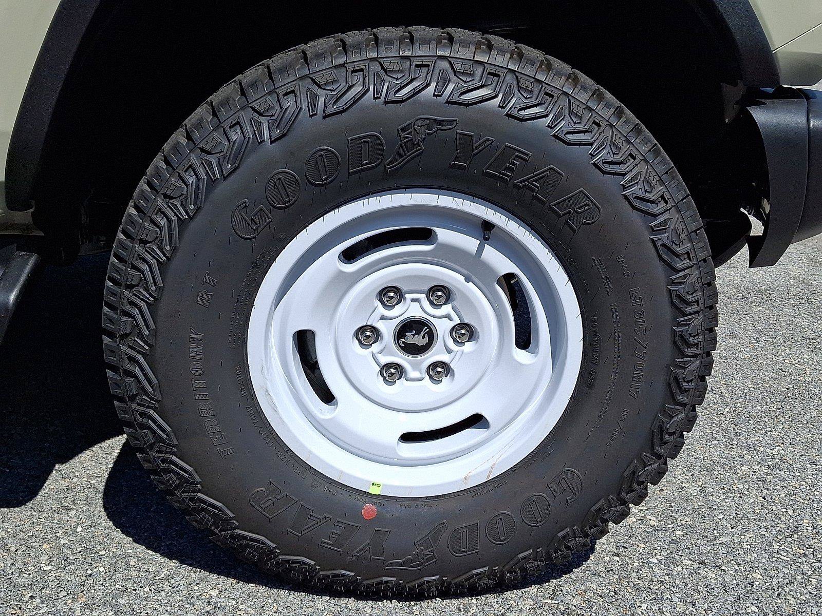 New 2026 Ford Bronco Heritage Edition AWD/4WD image 5