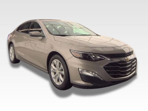 Used 2022 Chevrolet Malibu LT FWD image 2