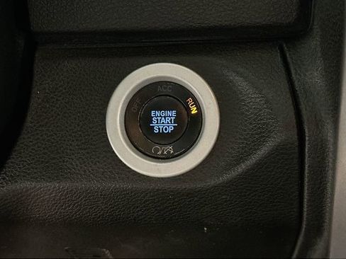 Used 2021 RAM 1500 Classic Warlock AWD/4WD image 10