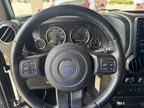 Used 2018 Jeep Wrangler Sport image 21